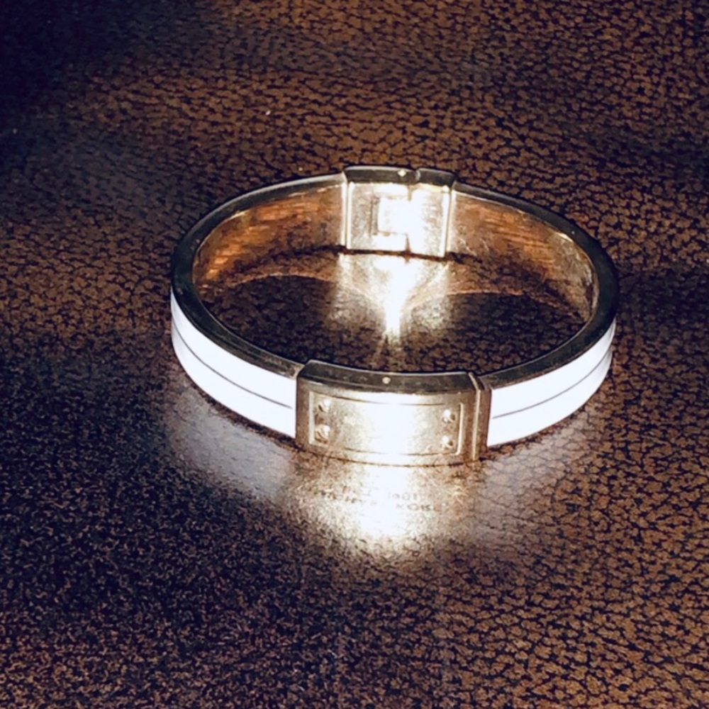 Michael Kors White/Gold Bangle